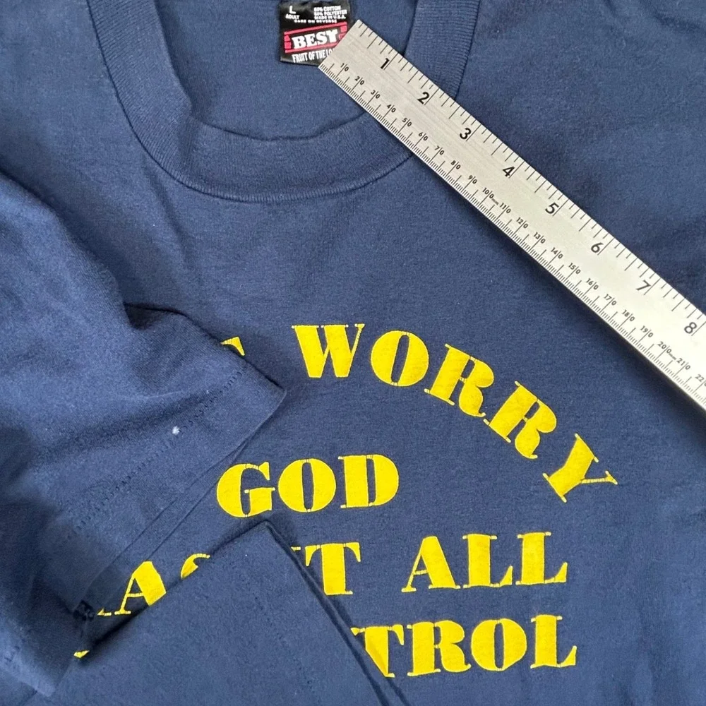 Vintage Fruit of the Loom Best T-Shirt Navy Blue God Has It All In Control L - Picture 3 of 5